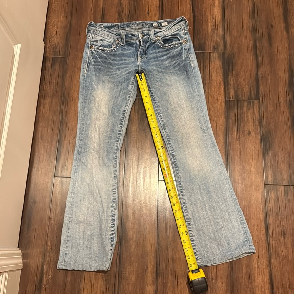 Miss me cross pockets. Size 28 boot